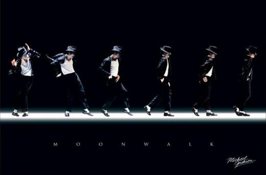 মুনওয়াক ; প্রাপ্তিসূত্র - http://www.classgratis.com/wp-content/uploads/michael-jackson-dancing-moonwalk_8469_1.jpg